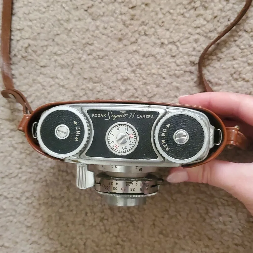 Vintage Kodak Signet 35 Camera w/ Leather Case